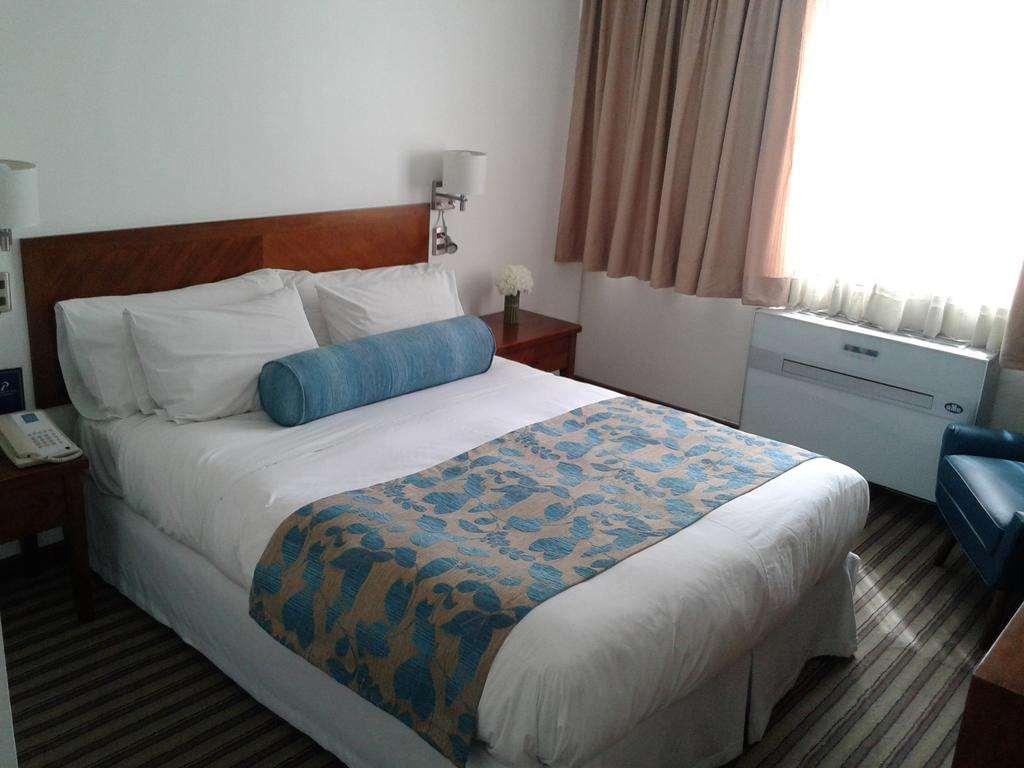 Panamericana Hotel Providencia Santiago Bilik gambar